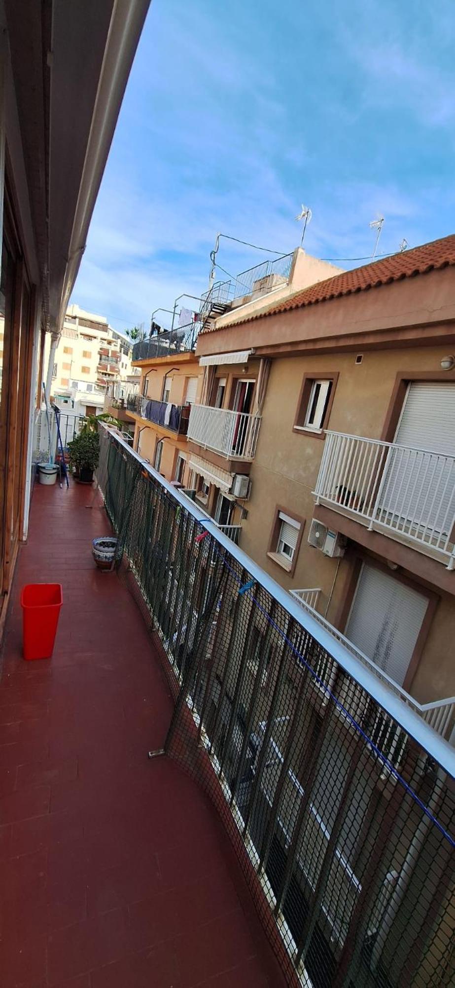 Apartamentos Casa May 2 - Centro Benidorm- Solo Mayores De 30 Anos Y Familias Exterior photo